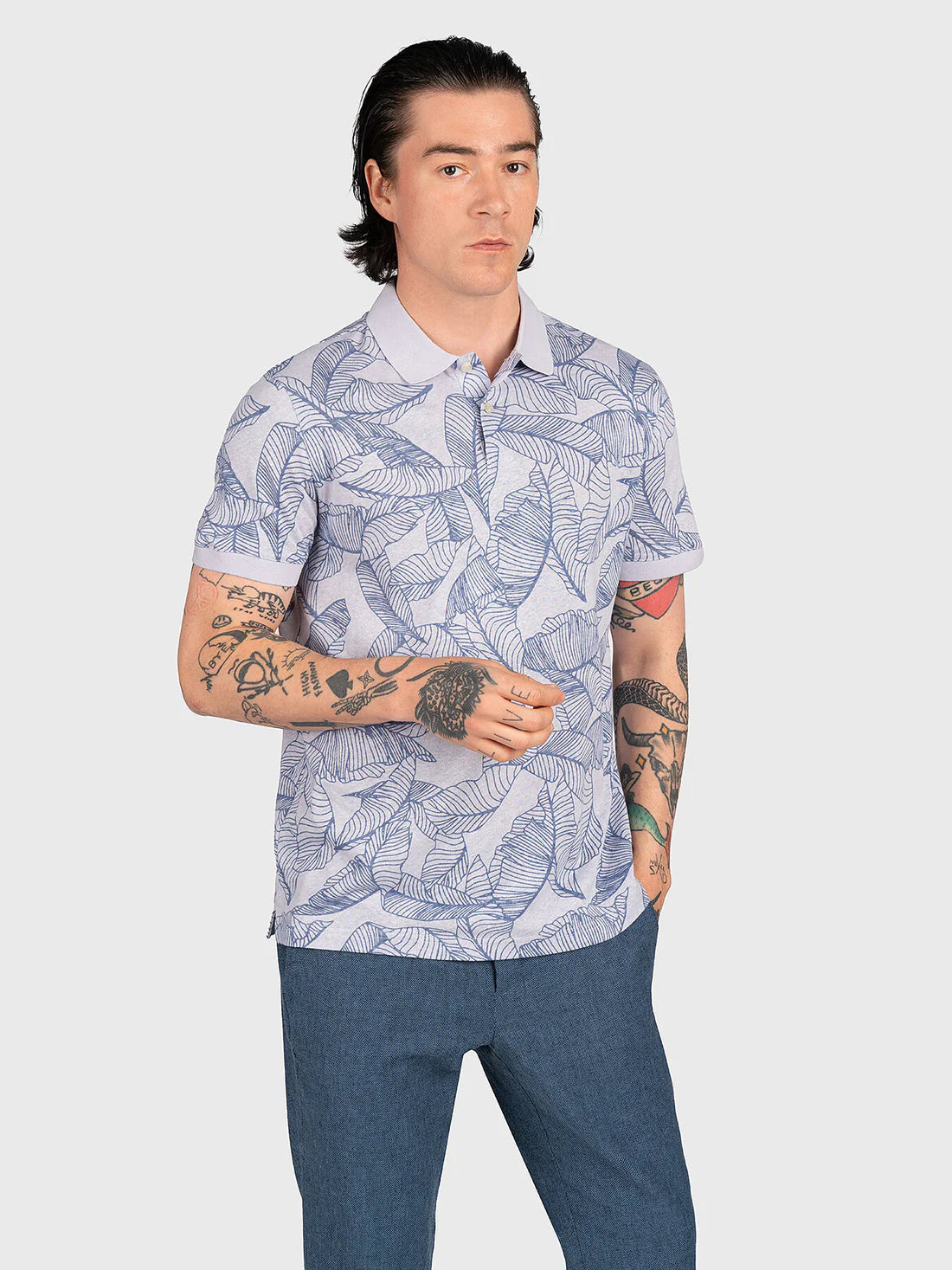 GUESS Leaves Polo – Мъжка Поло Тениска с Флорален Принт