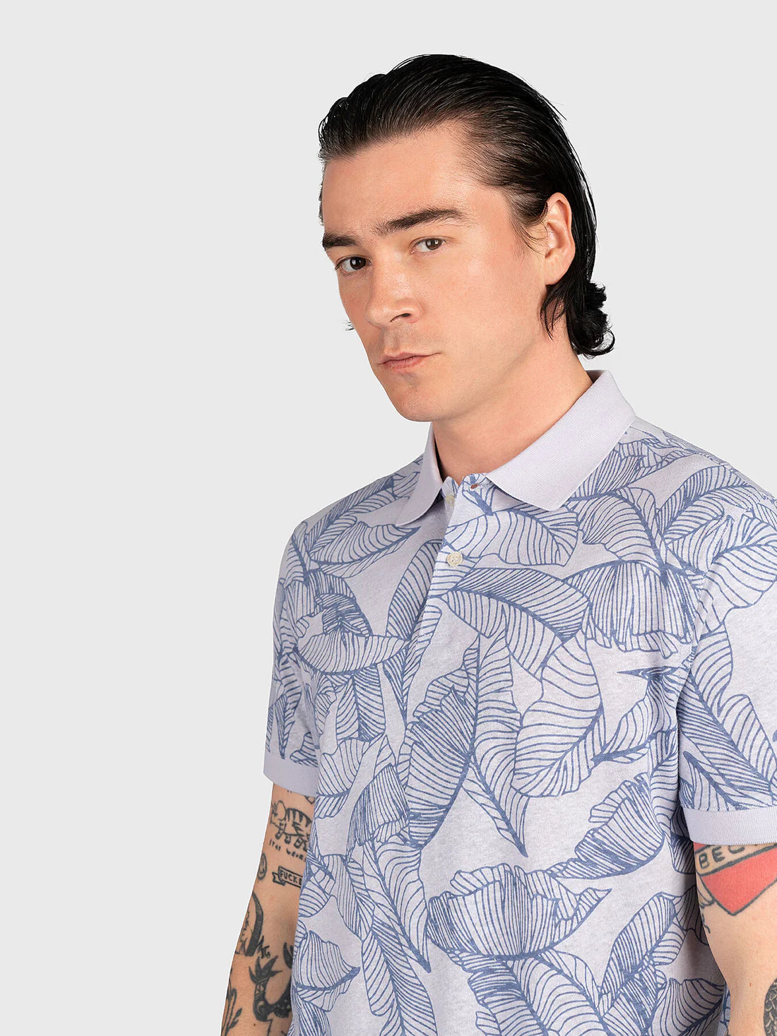 GUESS Leaves Polo – Мъжка Поло Тениска с Флорален Принт