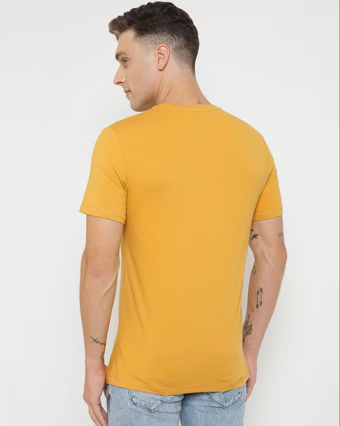 GUESS Triangle Gel Print Tee - Мъжка Тениска с Къс Ръкав