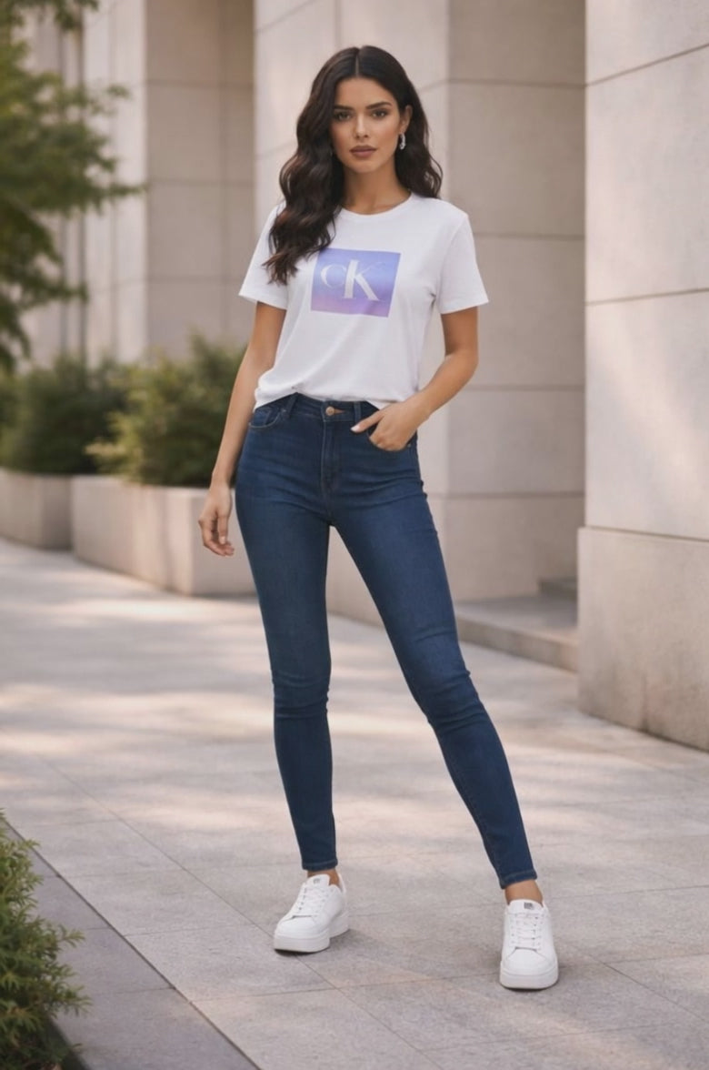 CALVIN KLEIN Дамска Тениска с Къс Ръкав - Бяла