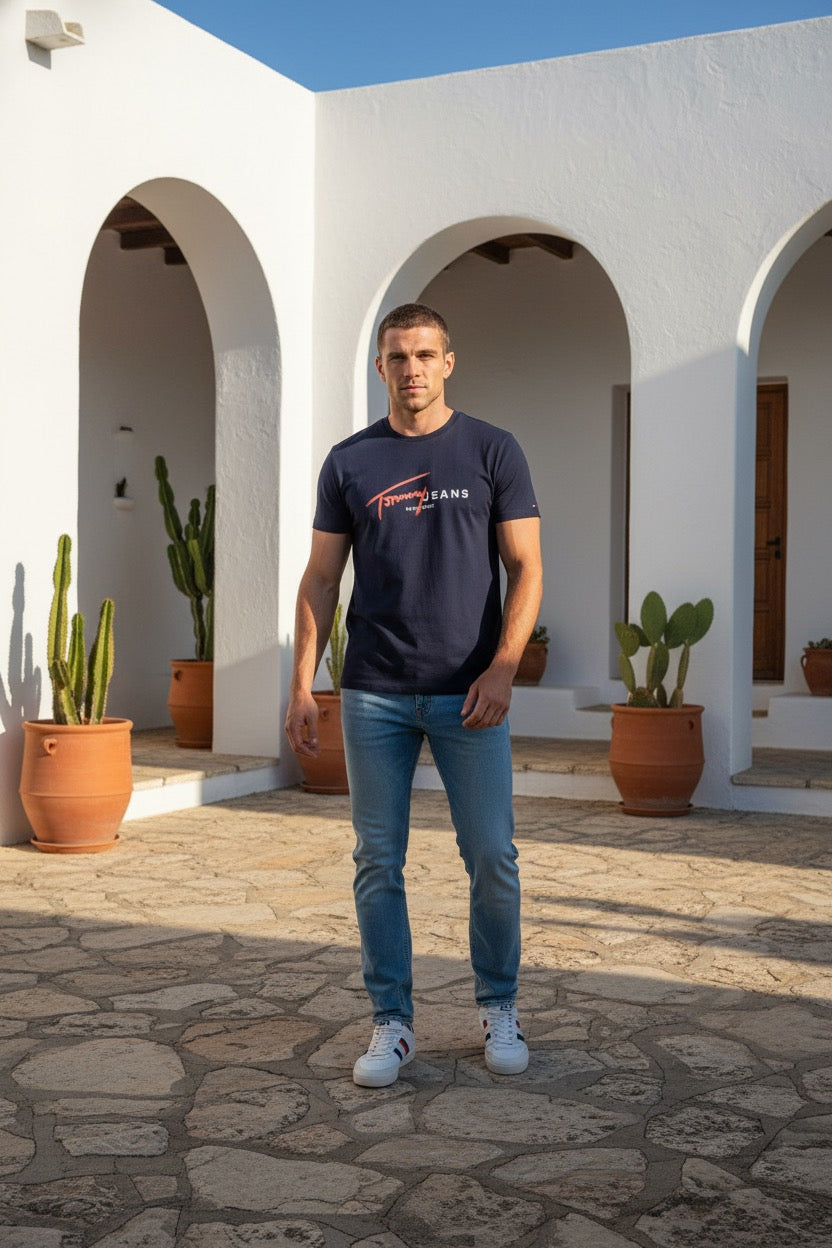 Tommy Hilfiger Мъжка Тъмносиня Тениска  – Стилен акцент с подпис от New York